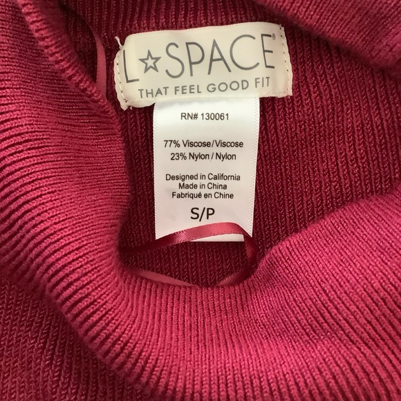L*space Leona Mock Neck Sweater Dress Size S - Picture 5 of 8